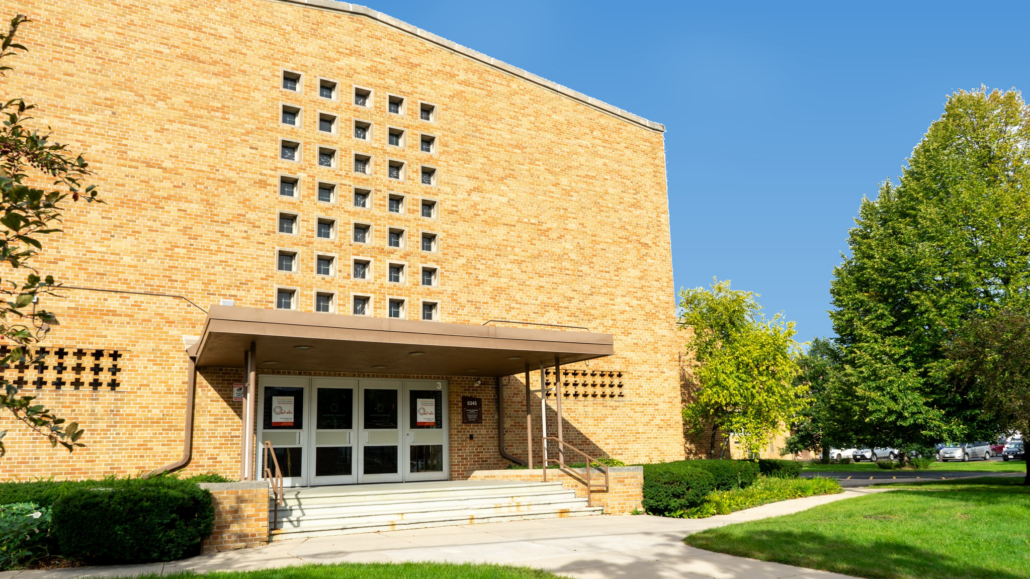 Eastbrook_Entrance_3_Blue_Sky